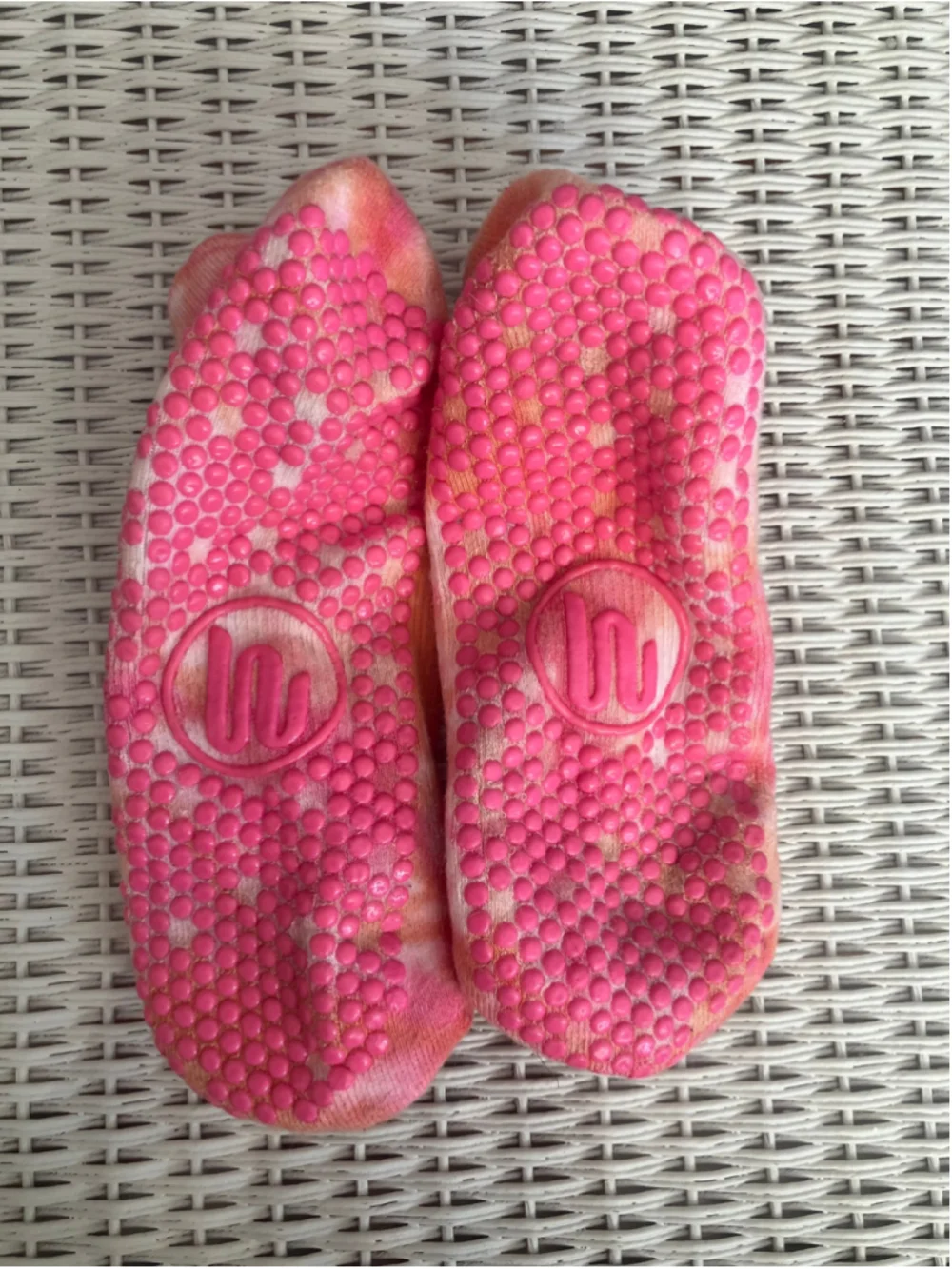 Y2K Vibe Pink & Orange Tie-Dye Ankle Socks